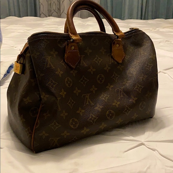 **SOLD** Louis Vuitton Vintage Speedy 30 - Picture 2 of 16